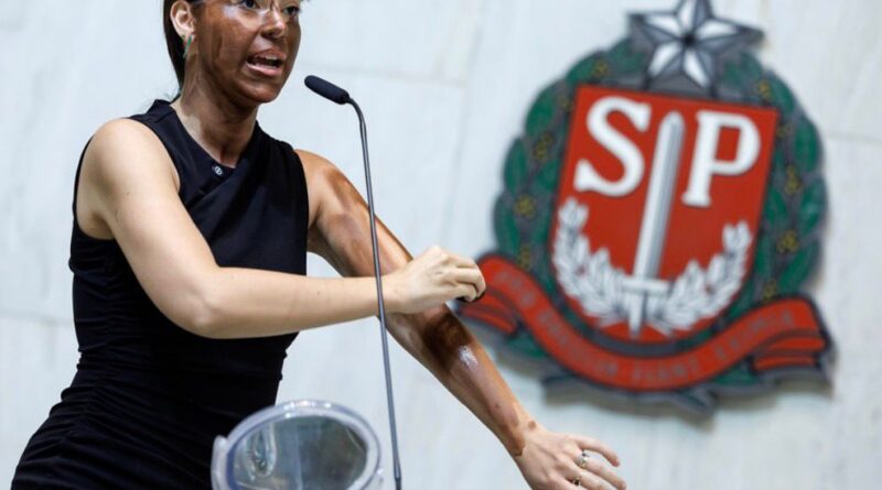 Deputada Fabiana Bolsonaro é alvo de críticas após fala na ALESP envolvendo transfobia e racismo