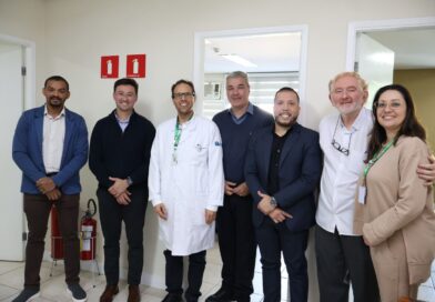Prefeito Akira Auriani visita FMABC para tratar de parceria na área da saúde