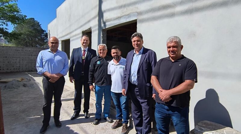 Obras da Delegacia da Mulher de Ribeirão Pires avançam para nova etapa de acabamento
