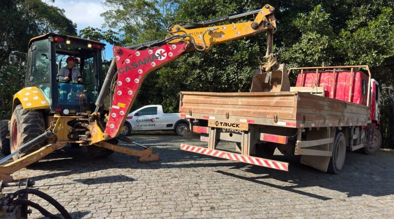 Prefeitura de Ribeirão Pires inicia pavimentação da Rua Paraisópolis, no Jardim Santa Rosa