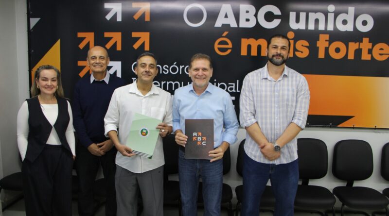 Consórcio ABC firma acordo de cooperação técnica com Associação Paulista de Municípios