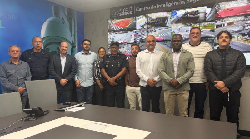 Equipe da Prefeitura de Ribeirão Pires realiza visita técnica a São Caetano do Sul para troca de experiências em tecnologia e segurança