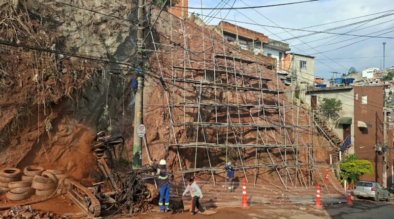 Obra do PAC Zaíra avança em Mauá