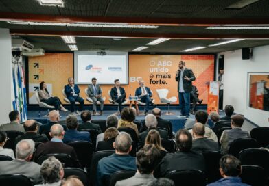 Ministro da Indústria se compromete com o futuro da indústria do Grande ABC e propõe agenda permanente