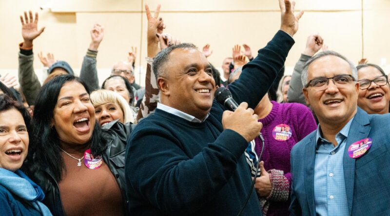 Ao lado do prefeito Marcelo Lima e da vereadora Sandra do Leite, Ivan Silva se reúne com moradores e fortalece atuação no Taboão