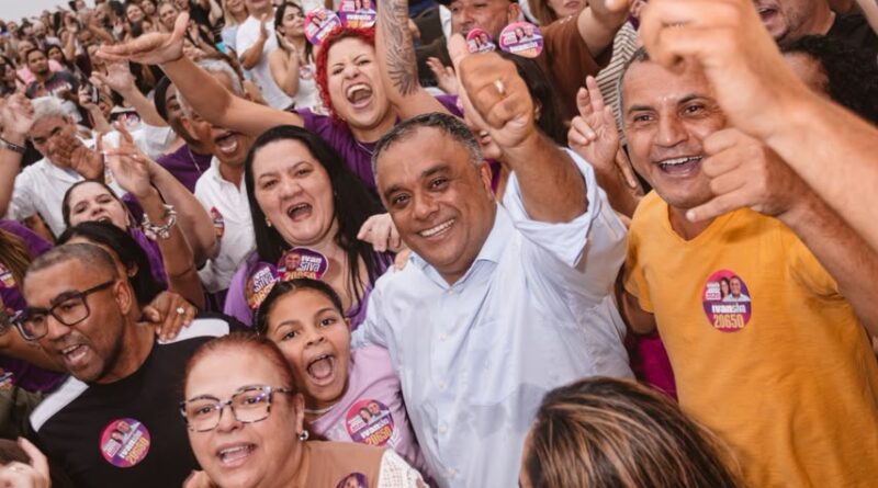 Em ‘Arrancada da vitória’, dobrada de Ivan Silva e Renata Abreu reúne mais de 2.000 apoiadores em São Bernardo