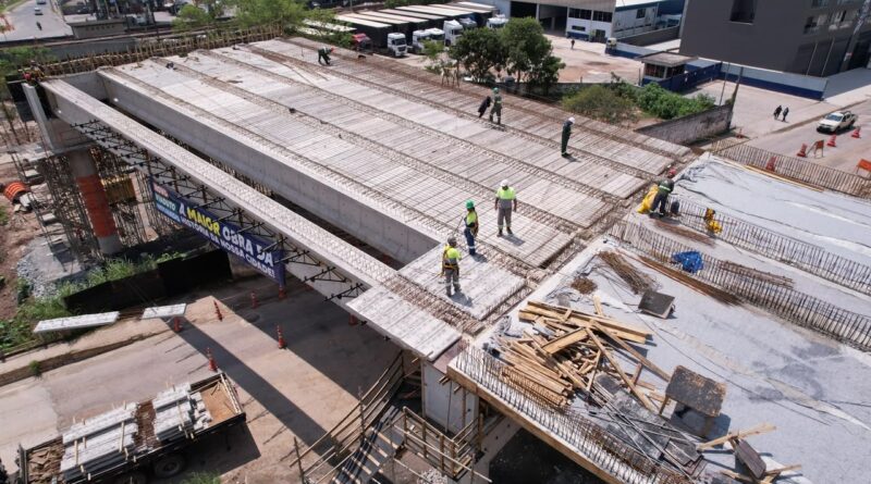 Prefeitura de Ribeirão Pires avança nas obras do Viaduto Estaiado e anuncia desvio de trânsito para segunda-feira (26)