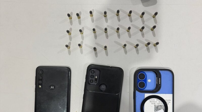 Polícia Militar prende homem após roubo e recupera celular minutos depois em Mauá.