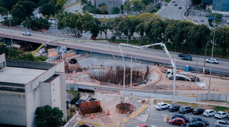 Concretagem do Viaduto Estaiado do Paço começa a dar forma ao maior projeto de mobilidade de São Bernardo 