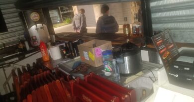 Polícia Militar prende homem e apreende dois adolescentes após furto a comércio em Mauá