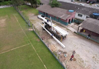 Prefeitura de Ribeirão Pires instala nova iluminação no Campo do Jardim Luso